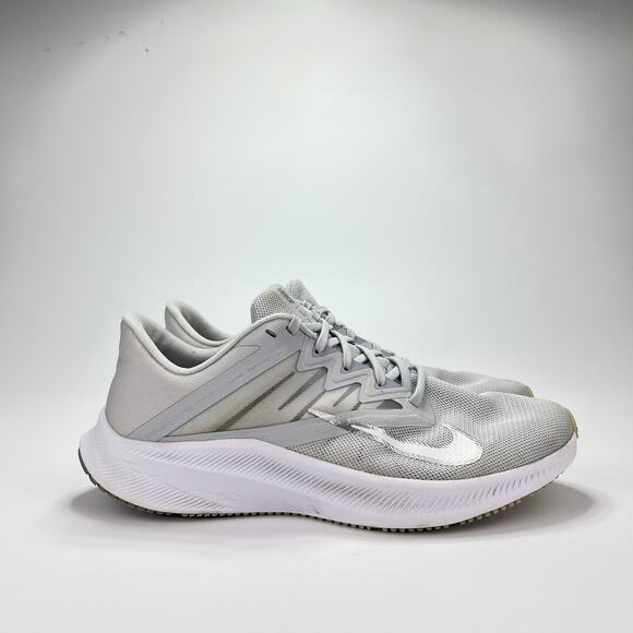 Nike Quest 3 Gray Athletic Running Shoes Sneaker CD0232-004 Women Size 9.5 - Picture 1 of 9